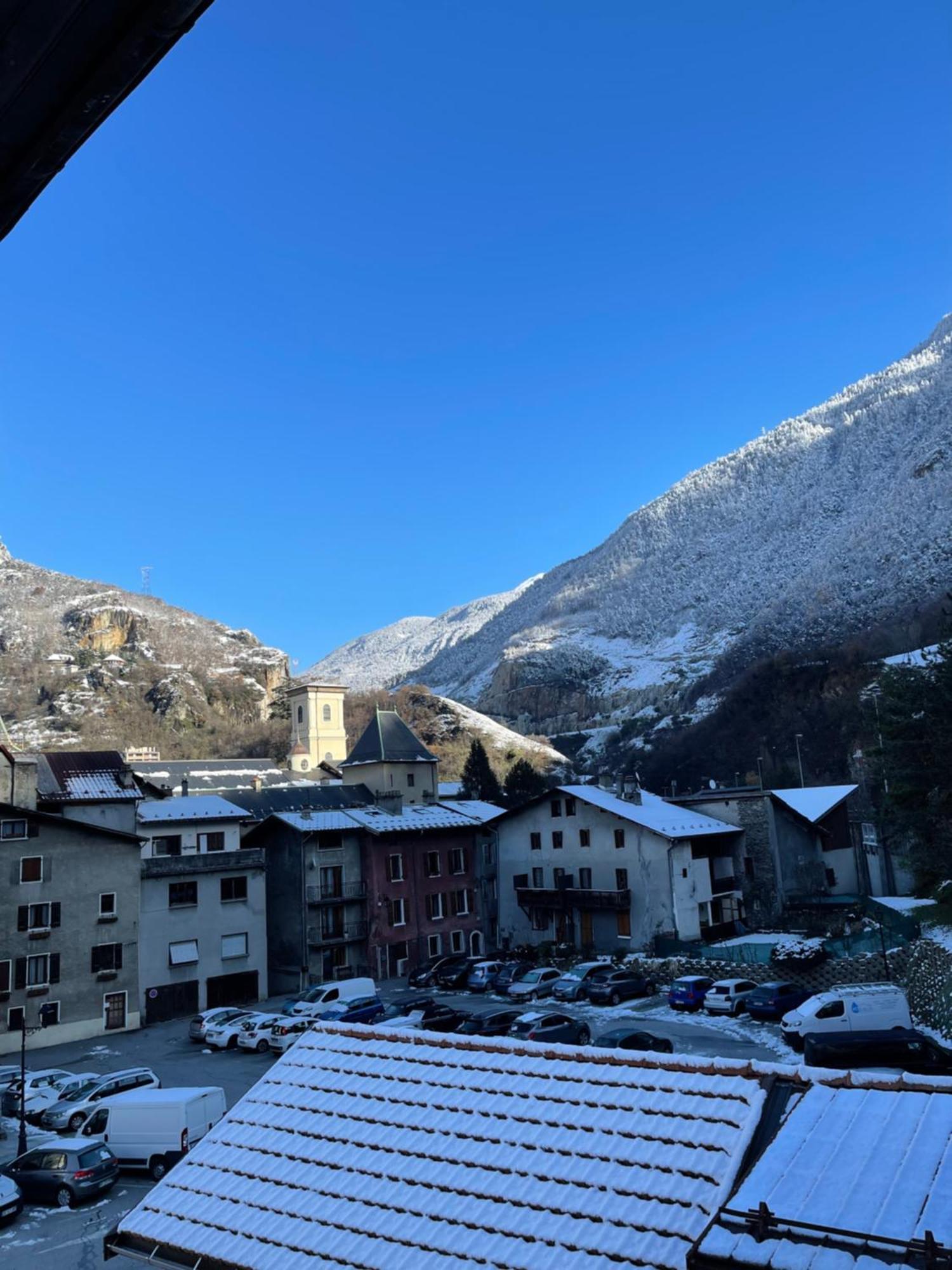 La Montagnette Les Marmottes Studio Maison En Travaux De 10H A 17H Moutiers  Eksteriør billede